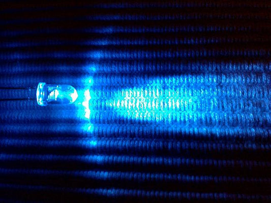 100x 5mm LED Leuchtdioden LED Wahlweise Rot Grün Blau Weiß Superhell KLAR NEU